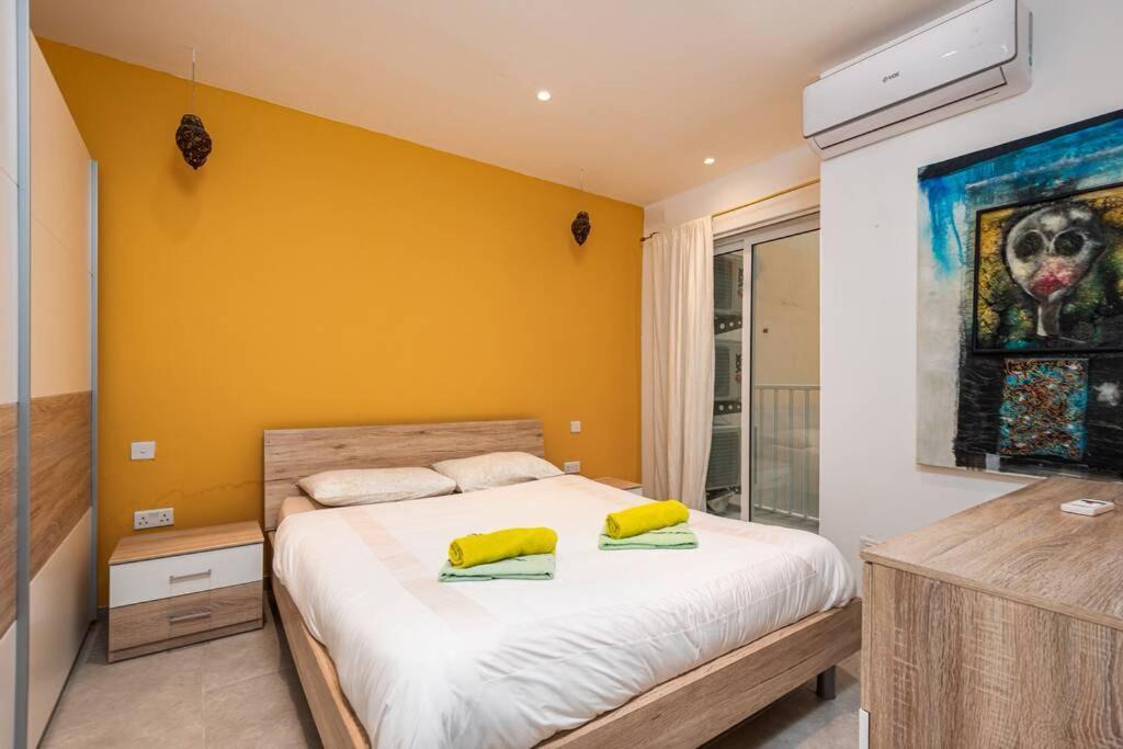 Sliema Smart Seaview Apartment Luaran gambar